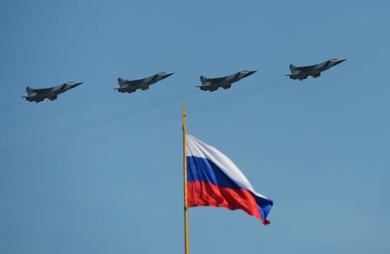 Military parade to mark 71st anniversary of Victory in 1941-1945 Great Patriotic War