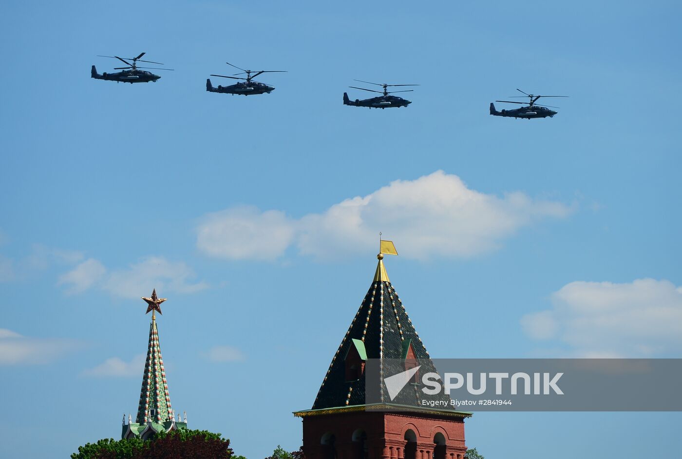 Military parade to mark 71st anniversary of Victory in 1941-1945 Great Patriotic War