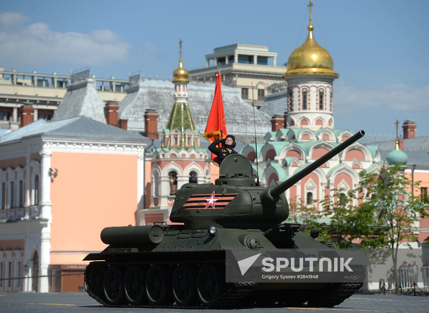 Military parade to mark 71st anniversary of Victory in 1941-1945 Great Patriotic War