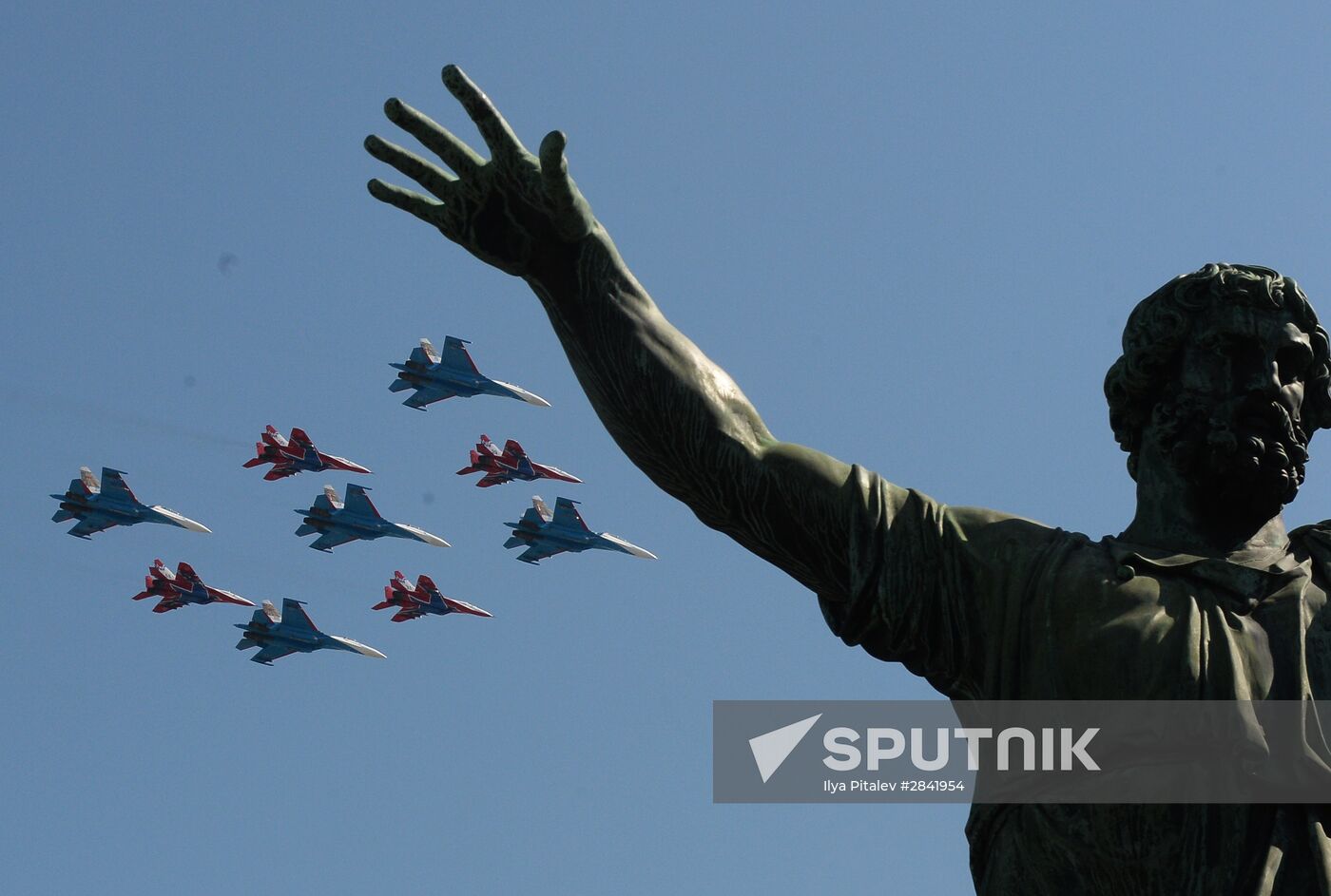 Military parade to mark 71st anniversary of Victory in 1941-1945 Great Patriotic War