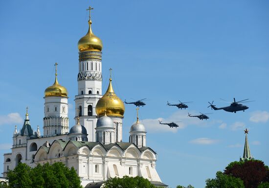 Military parade to mark 71st anniversary of Victory in 1941-1945 Great Patriotic War