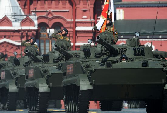 Military parade to mark 71st anniversary of Victory in 1941-1945 Great Patriotic War