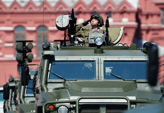 Military parade to mark 71st anniversary of Victory in 1941-1945 Great Patriotic War