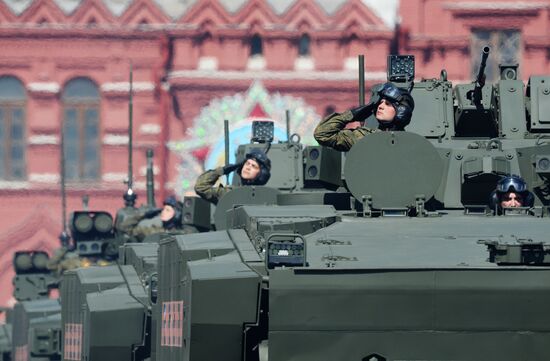 Military parade to mark 71st anniversary of Victory in 1941-1945 Great Patriotic War