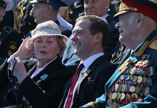 Vladimir Putin and Dmitry Medvedev attend military parade to mark 71st anniversary of Victory in 1941-1945 Great Patriotic War