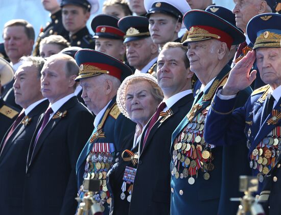 Vladimir Putin and Dmitry Medvedev attend military parade to mark 71st anniversary of Victory in 1941-1945 Great Patriotic War