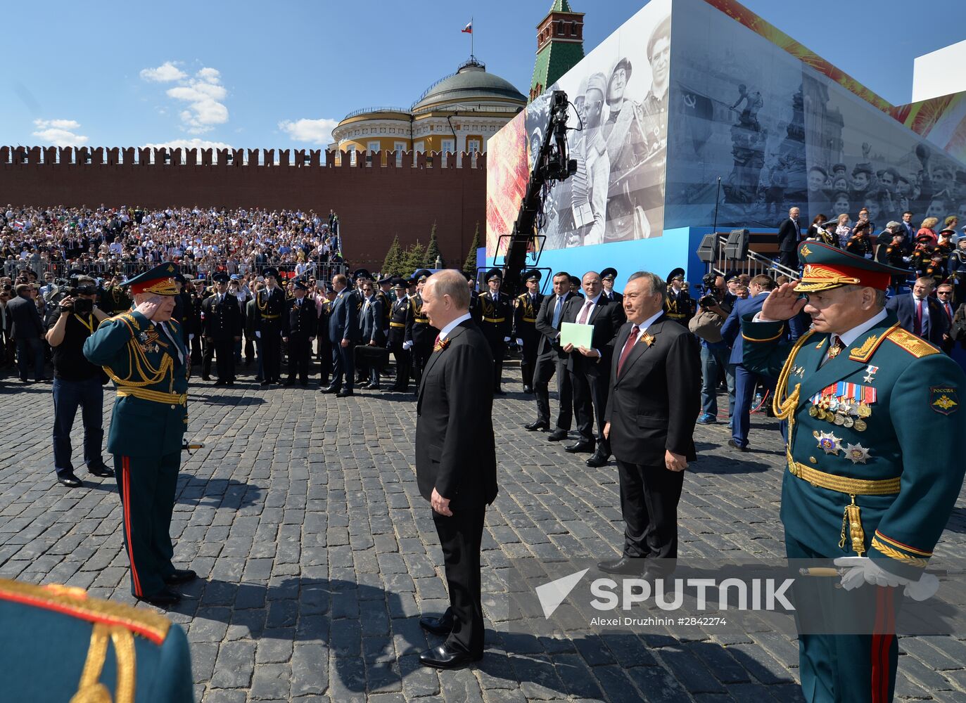 Vladimir Putin and Dmitry Medvedev attend military parade to mark 71st anniversary of Victory in 1941-1945 Great Patriotic War