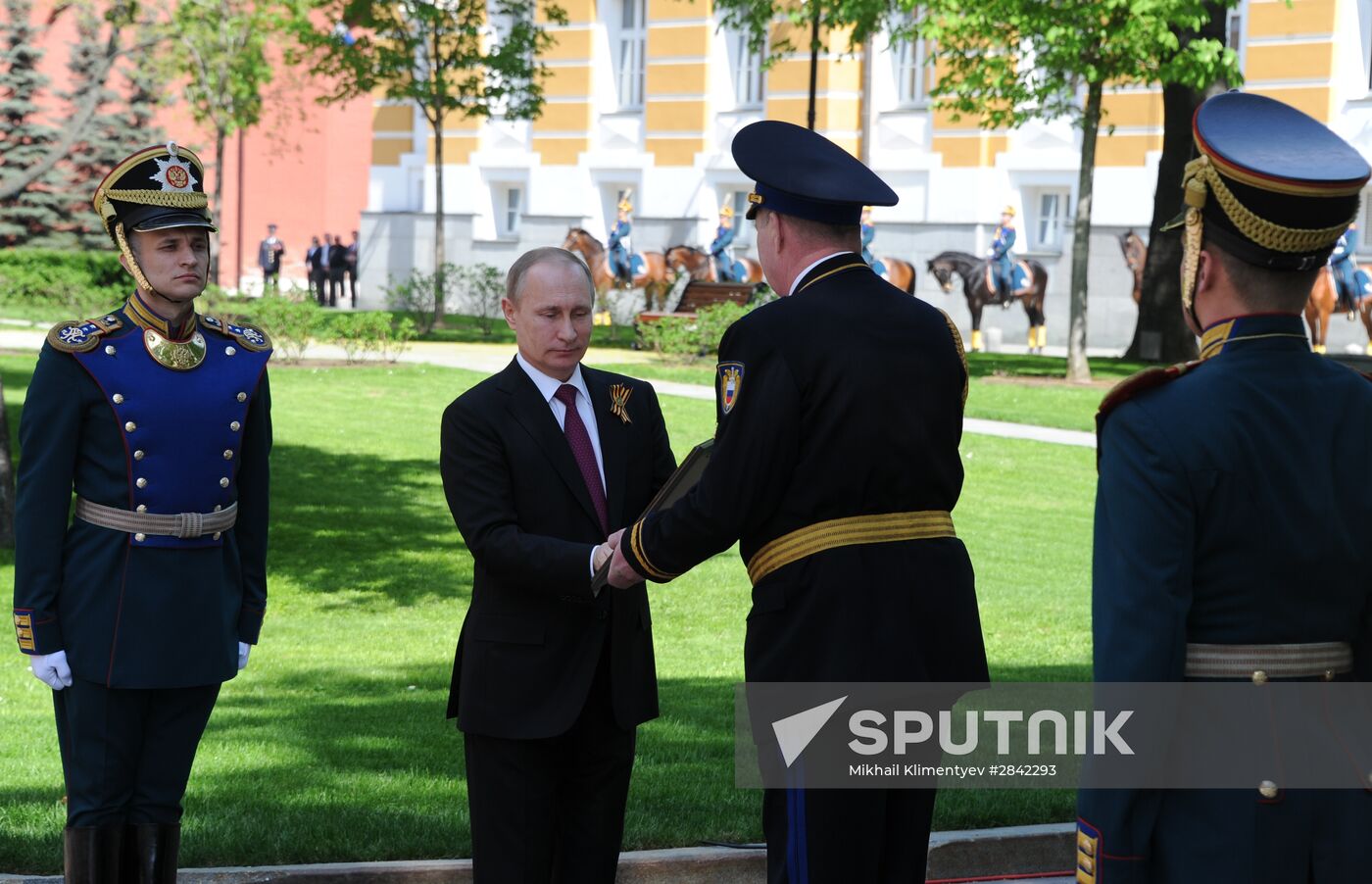 President Vladimit Putin congratulates Federal Protective Services' Kremlin Regiment on 80th anniversary