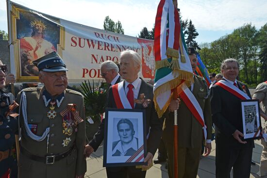 Immortal Regiment march in foreign countries