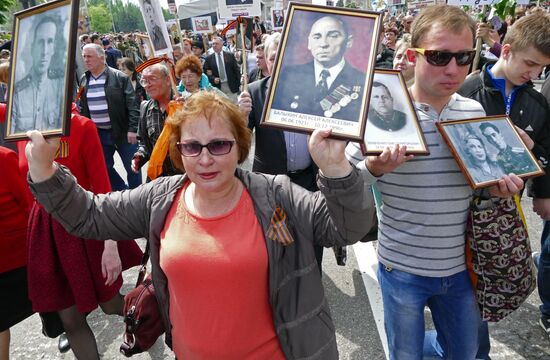 Immortal Regiment march in foreign countries