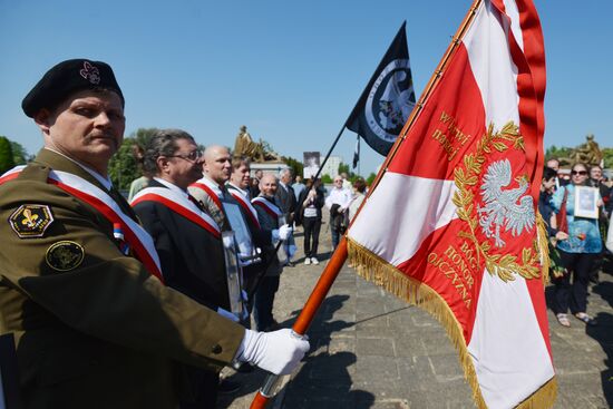 Immortal Regiment march in foreign countries