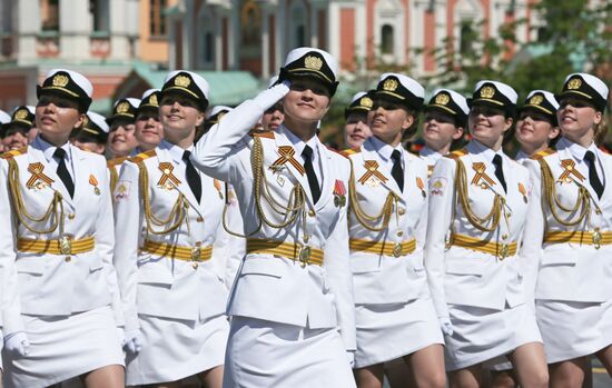 Military parade to mark 71st anniversary of Victory in 1941-1945 Great Patriotic War