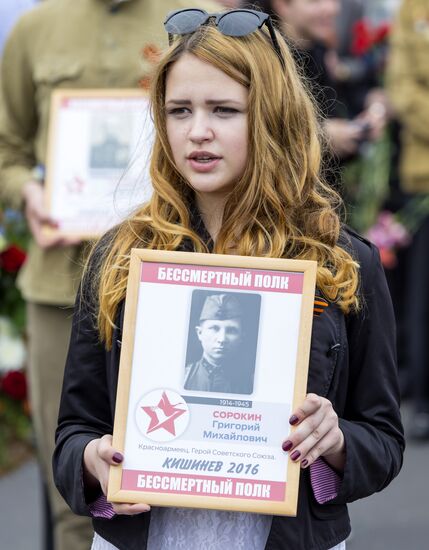 Immortal Regiment march in foreign countries