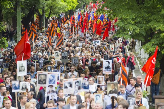 Immortal Regiment march in foreign countries