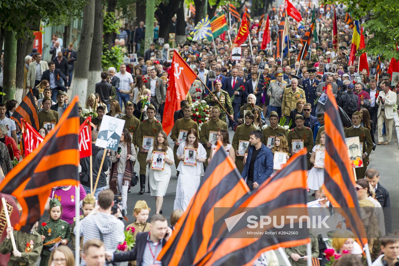 Immortal Regiment march in foreign countries