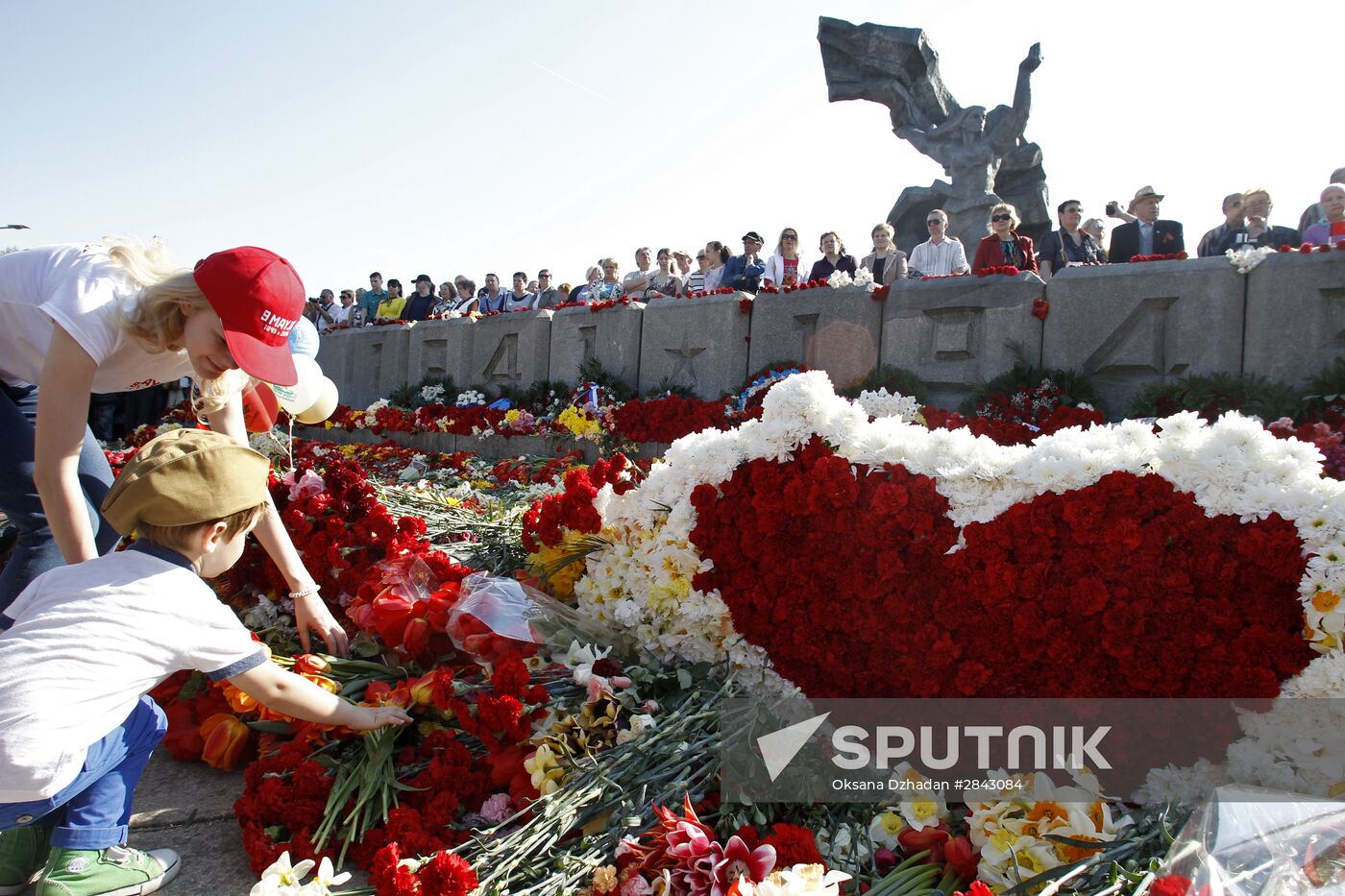 Immortal Regiment march in foreign countries