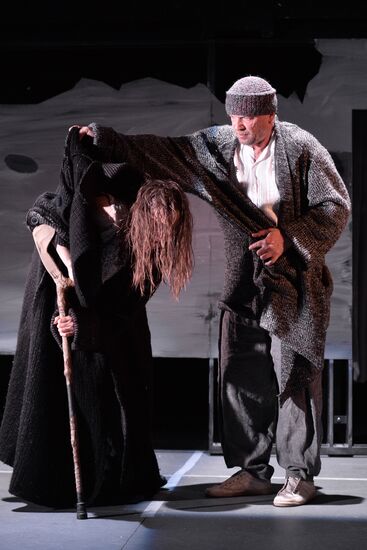 Rehearsal of play "Waiting for the Barbarians"