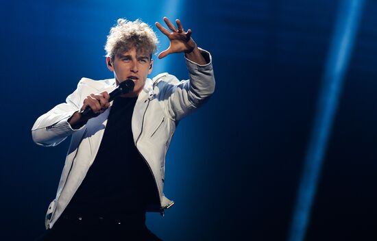 1st,2nd dress rehearsals of 2016 Eurovision's second semi-final
