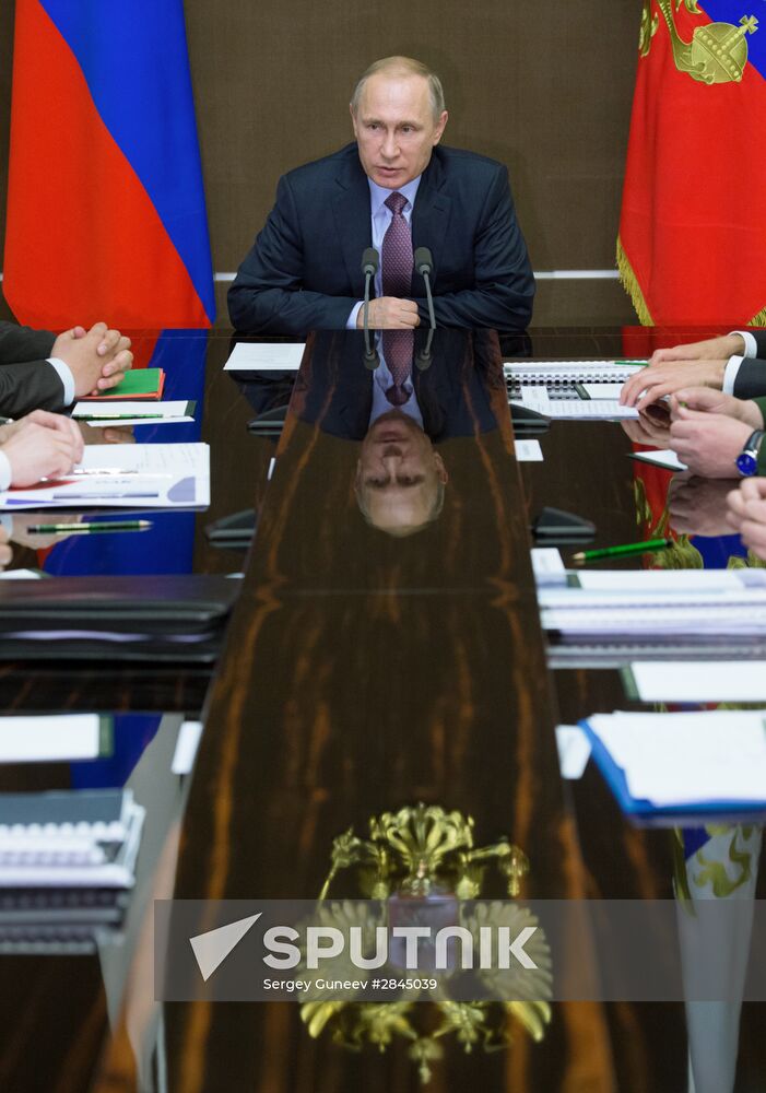 President Putin holds meeting in Sochi on avaition issues