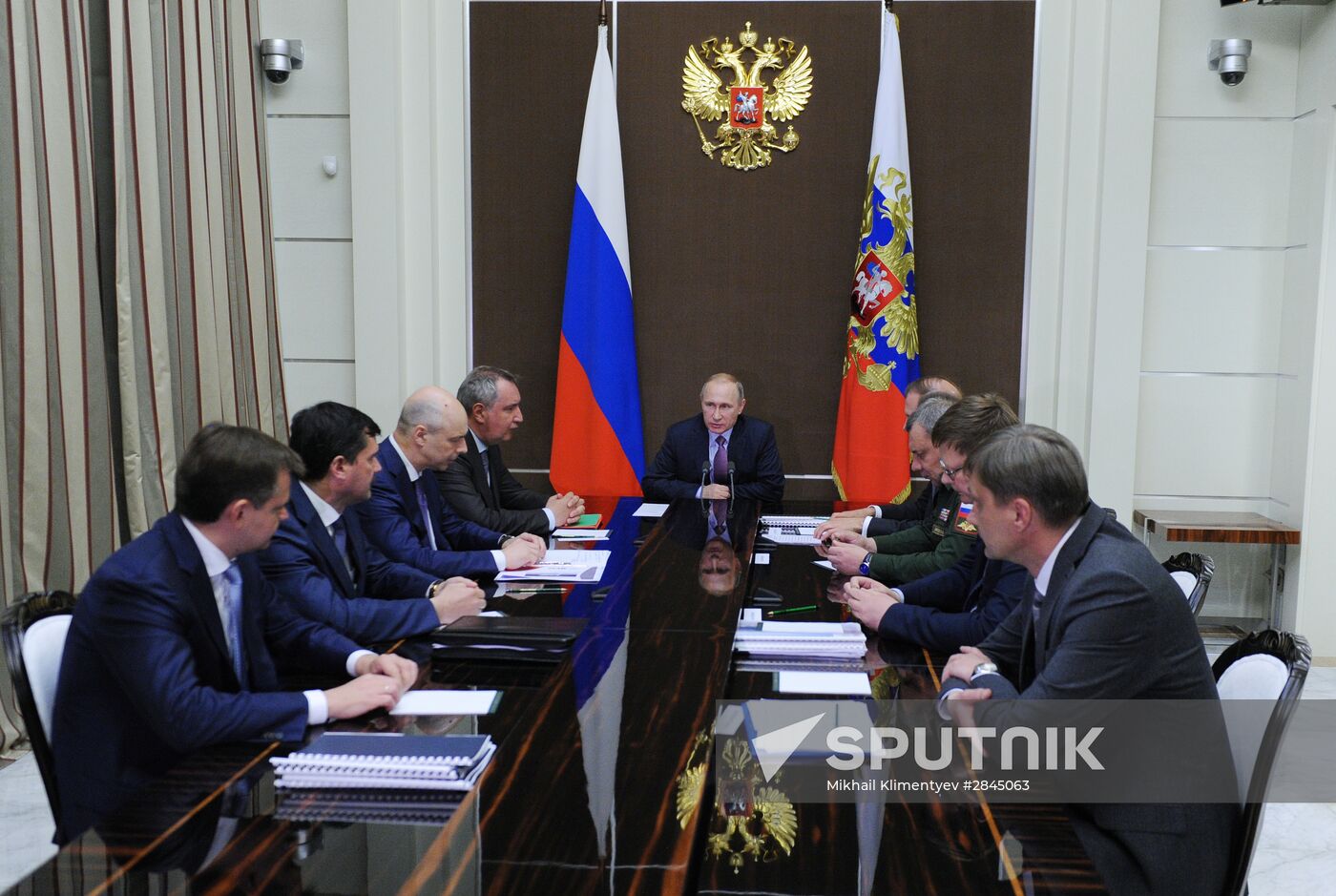 President Putin holds meeting in Sochi on avaition issues