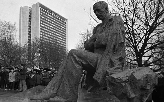 Statue of Anton Hansen Tammsaare, an Estonian writer