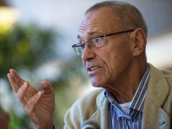 News conference on Andrey Konchalovsky's project at Mossovet Theater