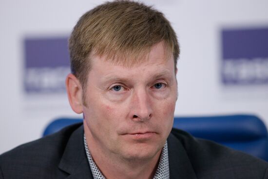 News conference by Olympic champions Legkov and Zubkov
