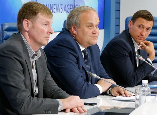 News conference by Olympic champions Legkov and Zubkov