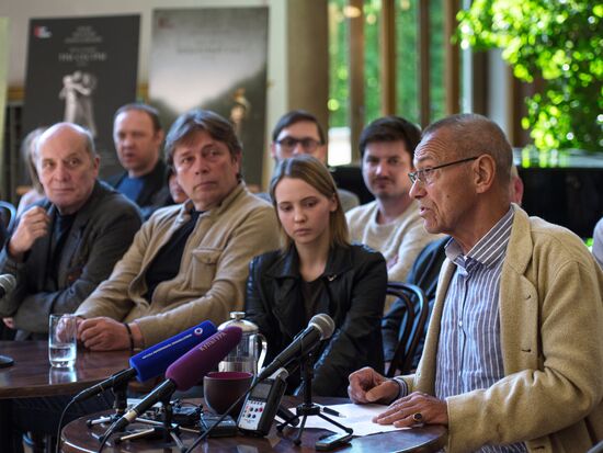 News conference on Andrei Konchalovsky's project at Mossovet Theater