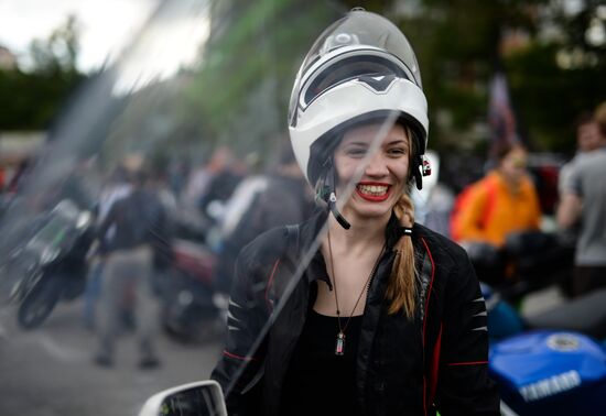 Motorcycle season opens in Novosibirsk