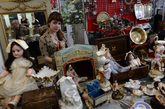 Moscow Antiques Fair