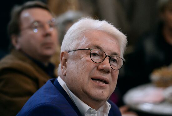 Sovremennik Theater celebrates anniversary at Cherry Forest Open Arts Festival