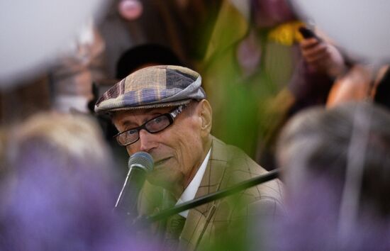 Sovremennik Theater celebrates anniversary at Cherry Forest Open Arts Festival