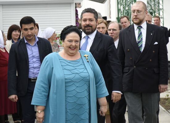 Grand Duchess Maria and Grand Duke Georgy Romanovs visit Yevpatoriya