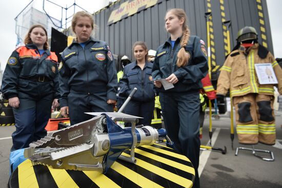 Opening of Integrated Safety and Security Exhibition ISSE 2016