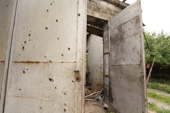 Aftermath of shelling of Dokuchayevsk, Donetsk Region