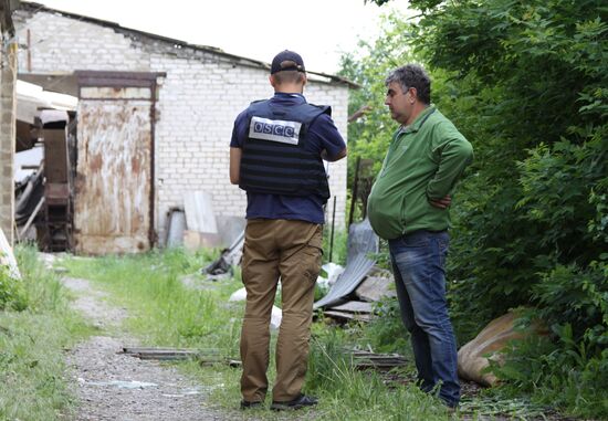 Aftermath of shelling of Dokuchayevsk, Donetsk Region