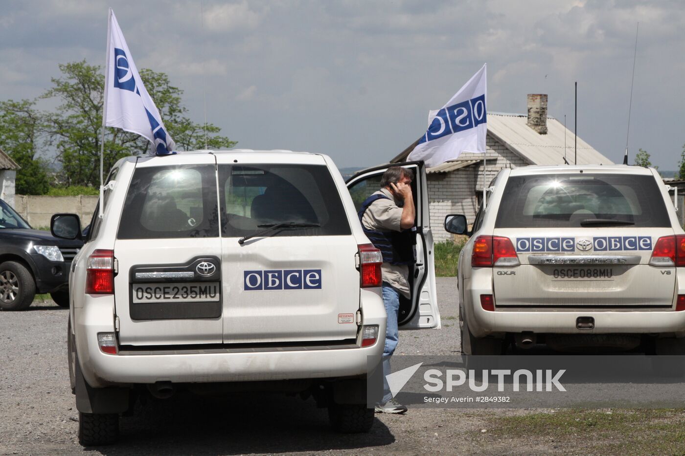 Aftermath of shelling of Dokuchayevsk, Donetsk Region