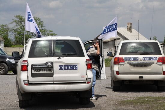 Aftermath of shelling of Dokuchayevsk, Donetsk Region