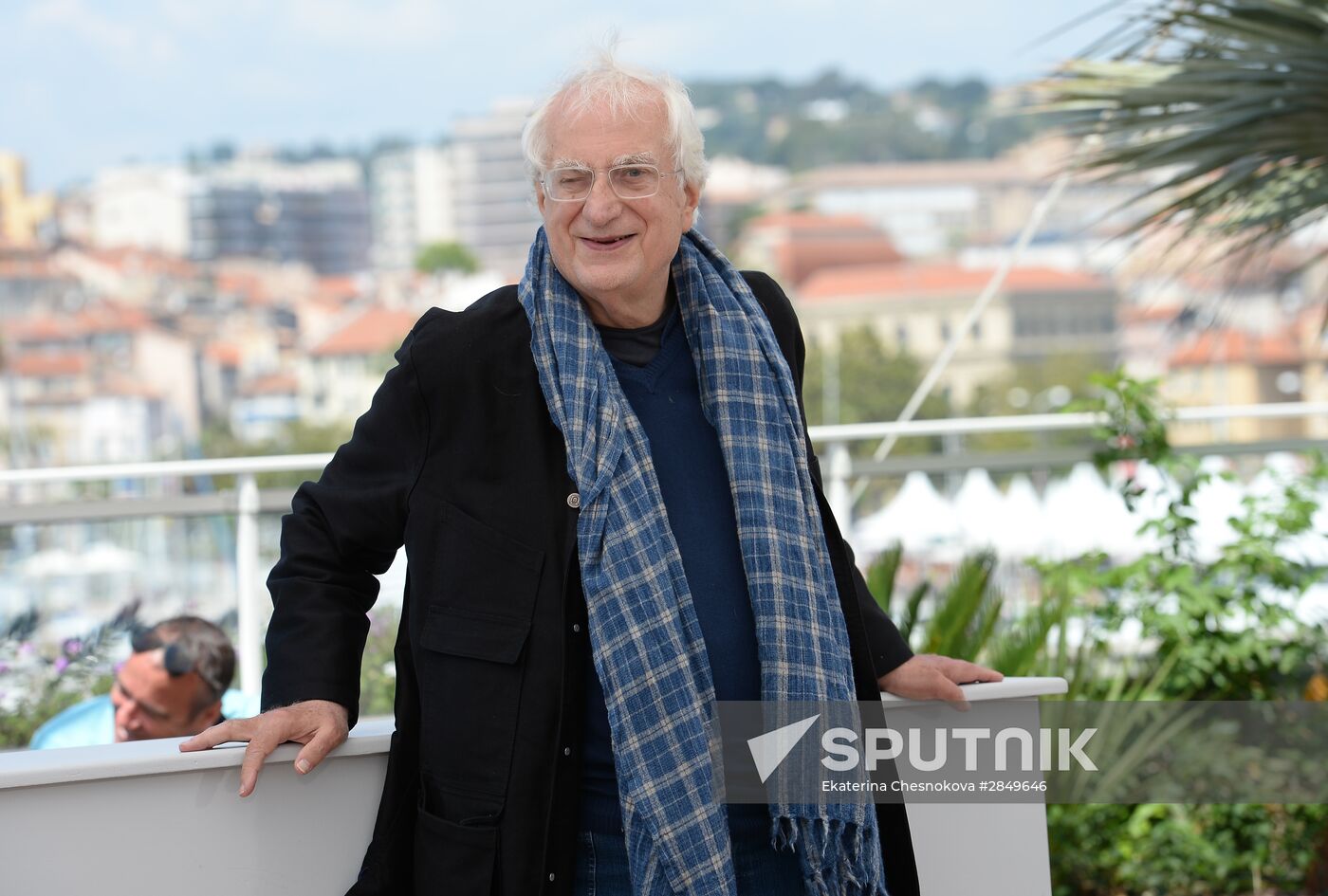 Director Bertrand Tavernier poses at a photo call for the movie "A Journey Through French Cinema" (Voyage à travers le cinéma français), the 69th Cannes Film Festival. Location: France, Cannes. Author: Ekaterina Chesnokova/Sputnik. 69th Cannes Film Festival. Day Six