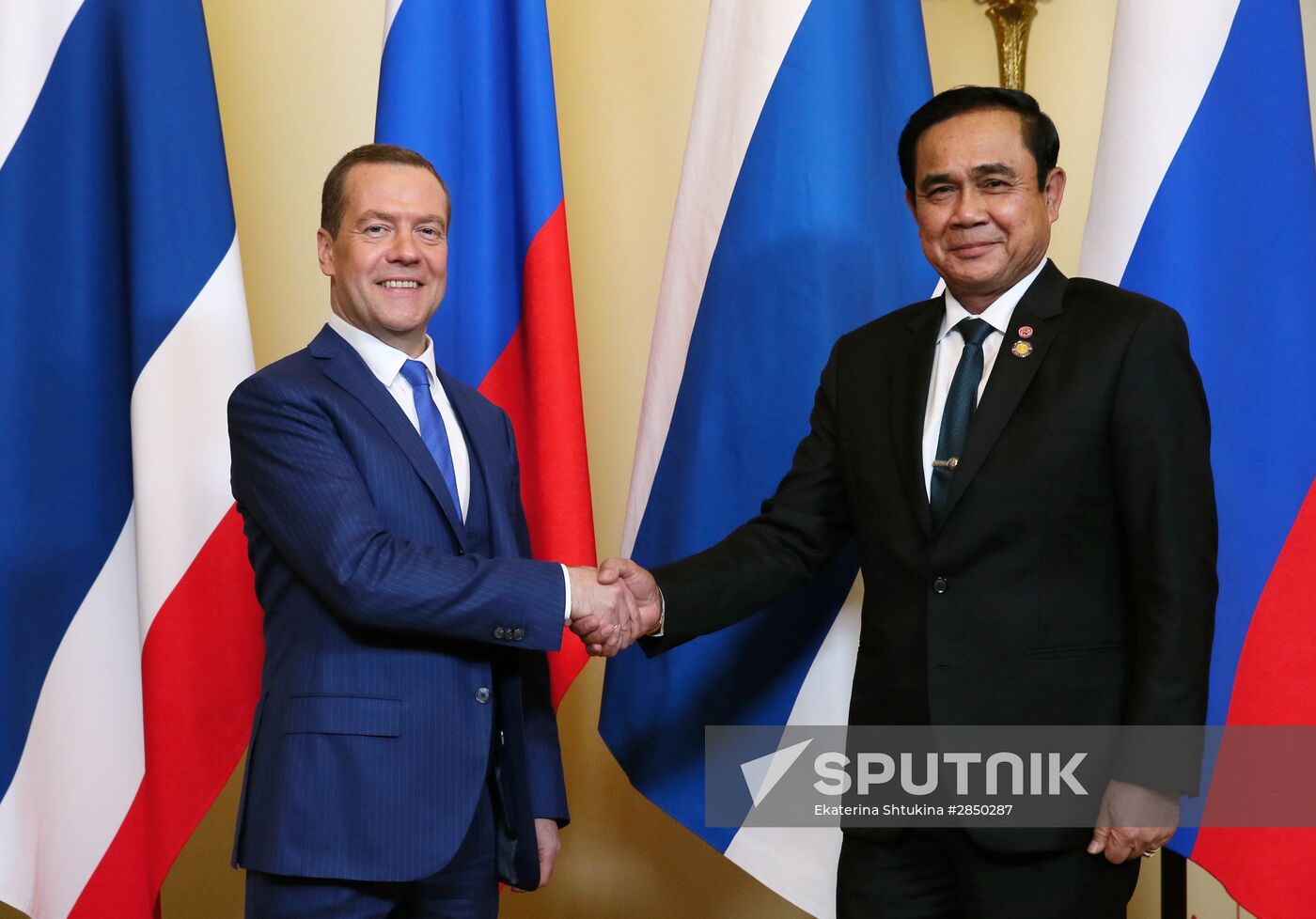 Russian Prime Minister Dmitry Medvedev meets with his Thai counterpart Prayut Chan-o-cha
