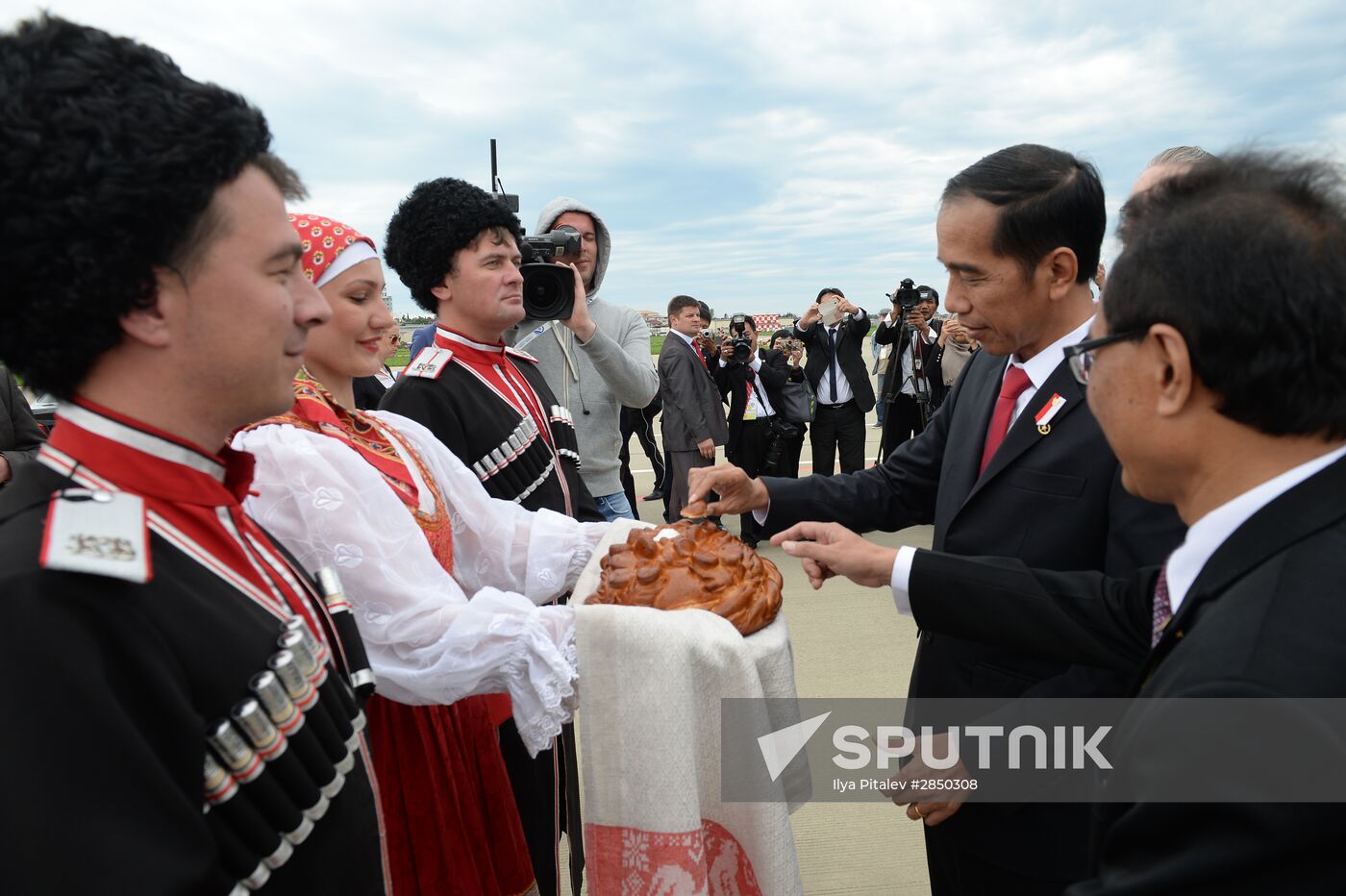 Indonesian President Joko Widodo arrives in Sochi for ASEAN-Russia Summit