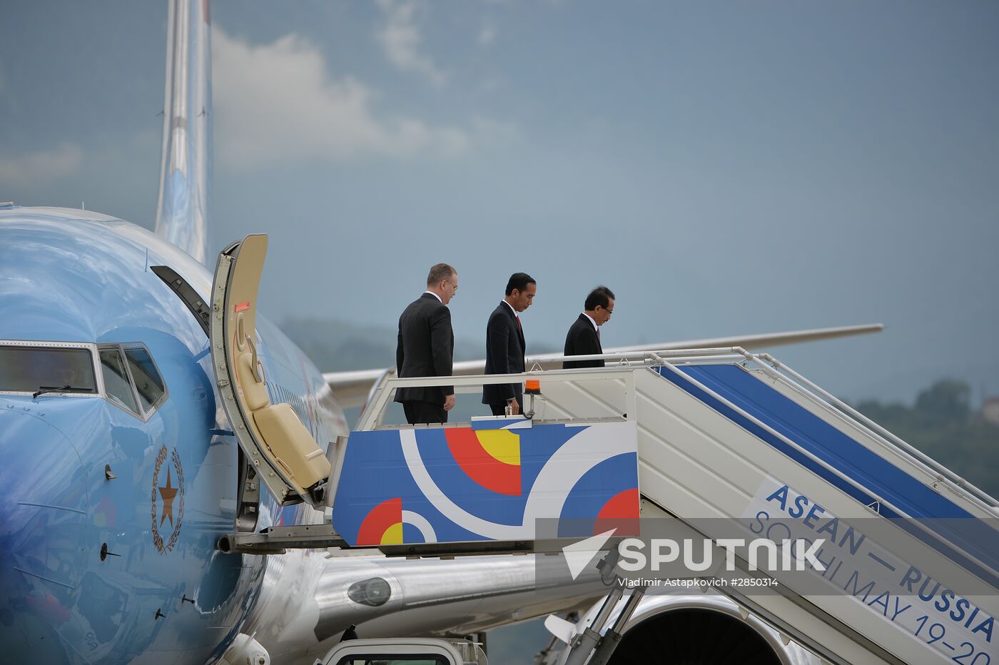 Indonesian President Joko Widodo arrives in Sochi for ASEAN-Russia Summit