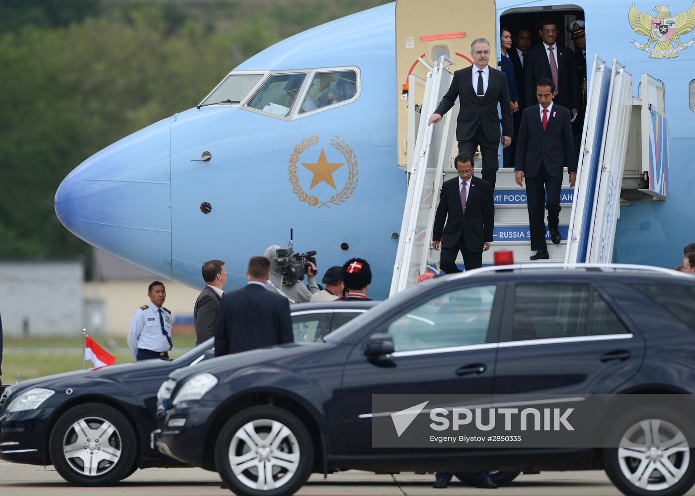 Indonesian President Joko Widodo arrives in Sochi for ASEAN-Russia Summit