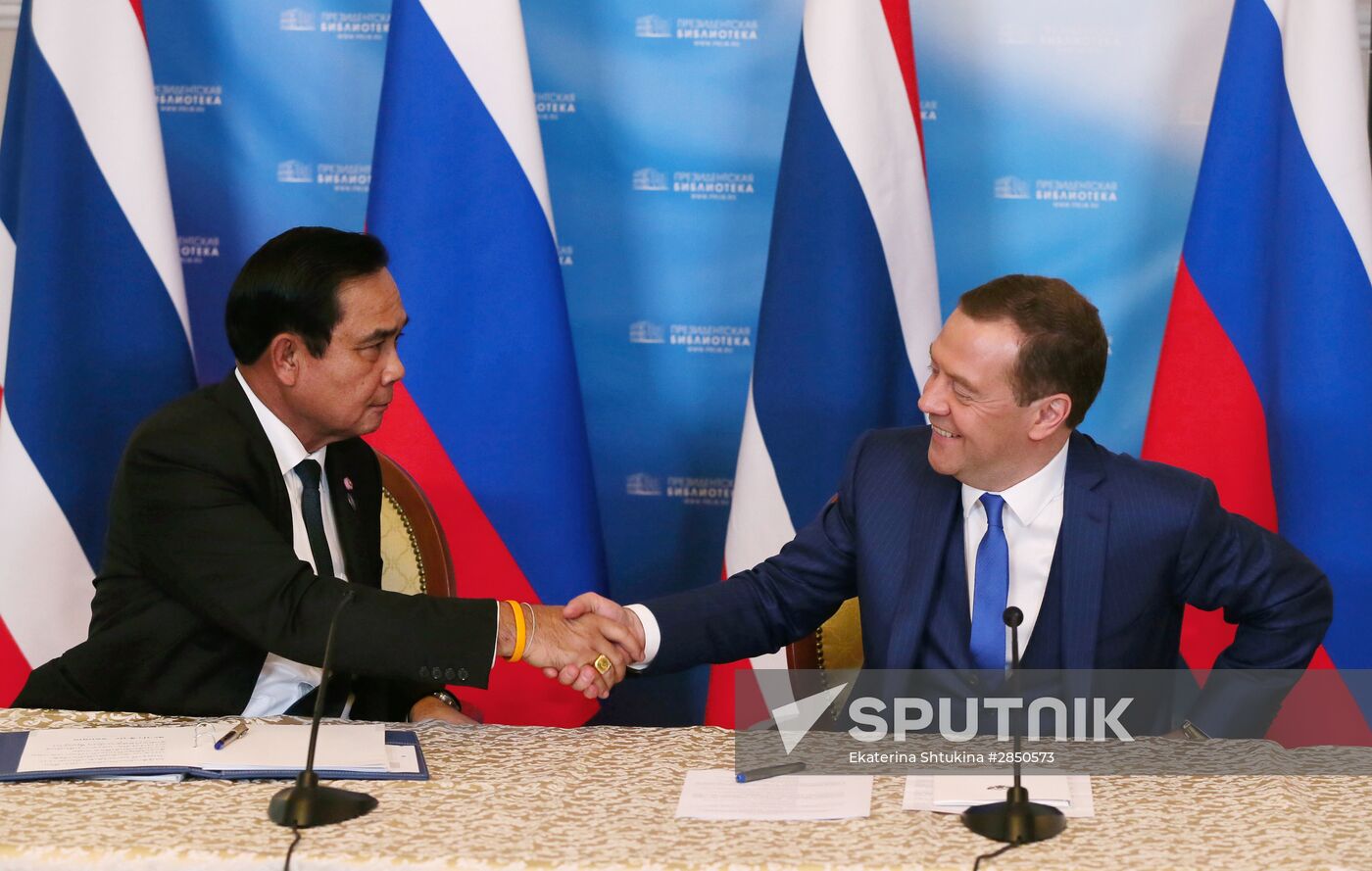 Russian Prime Minister Dmitry Medvedev meets with his Thai counterpart Prayut Chan-o-cha