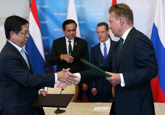Russian Prime Minister Dmitry Medvedev meets with his Thai counterpart Prayut Chan-o-cha