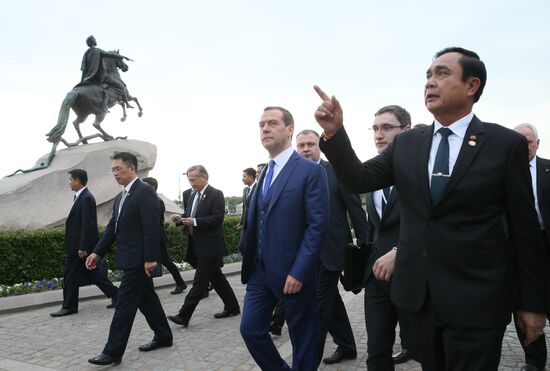 Dmitry Medvedev meets with Prime Minister of Thailand Prayut Chan-o-cha