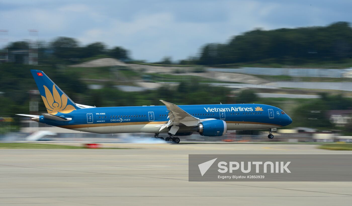 Prime Minister of Vietnam Nguyen Xuan Phuc arrives in Sochi for ASEAN-Russia Summit