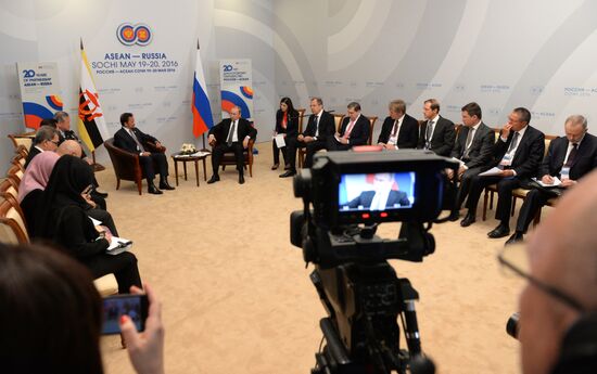 Russian President Vladimir Putin's bilateral meeting with Sultan Hassanal Bolkiah of Brunei Darussalam
