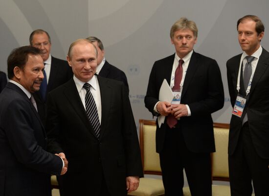 Russian President Vladimir Putin's bilateral meeting with Sultan Hassanal Bolkiah of Brunei Darussalam